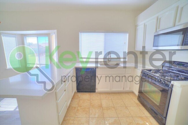 Building Photo - 5627 Terrace Dr