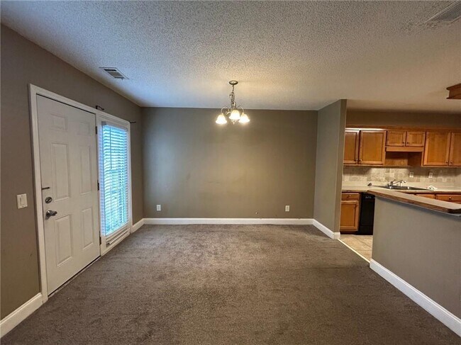 Building Photo - 3233 Glenloch Pl