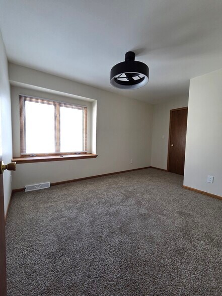 Bedroom 2 - 2002 Madera St