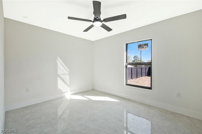 Building Photo - 3411 27th St SW