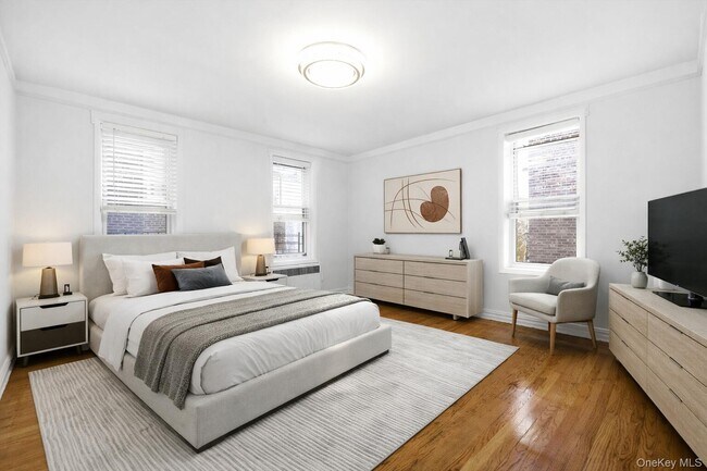 Building Photo - 114-20 Queens Blvd