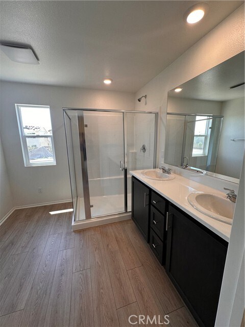 Building Photo - 14039 Starlene St