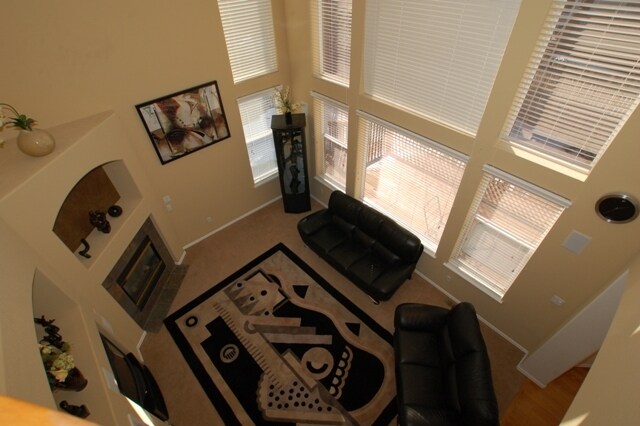 Building Photo - 10245 Carriage Club Dr