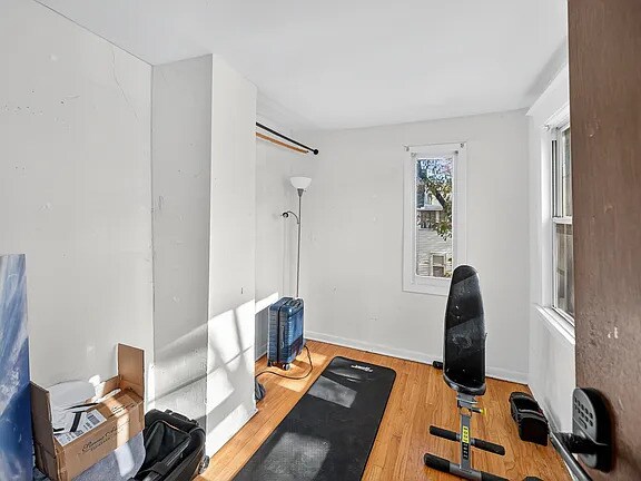 Building Photo - 1112 Garnett Pl