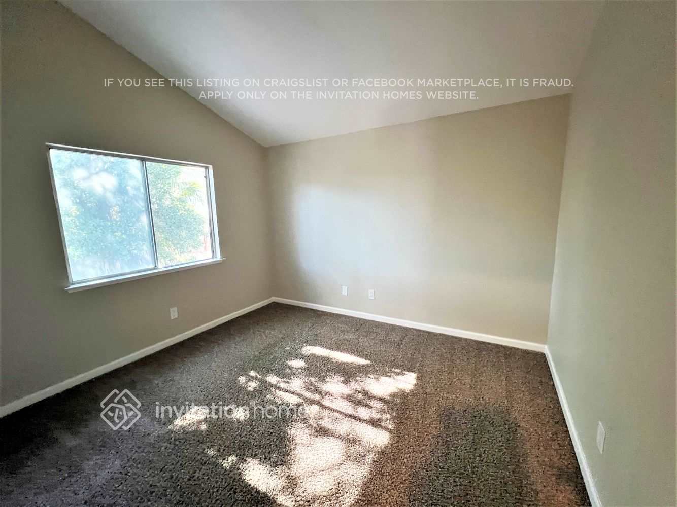 Building Photo - 8304 Lonely Hill Way