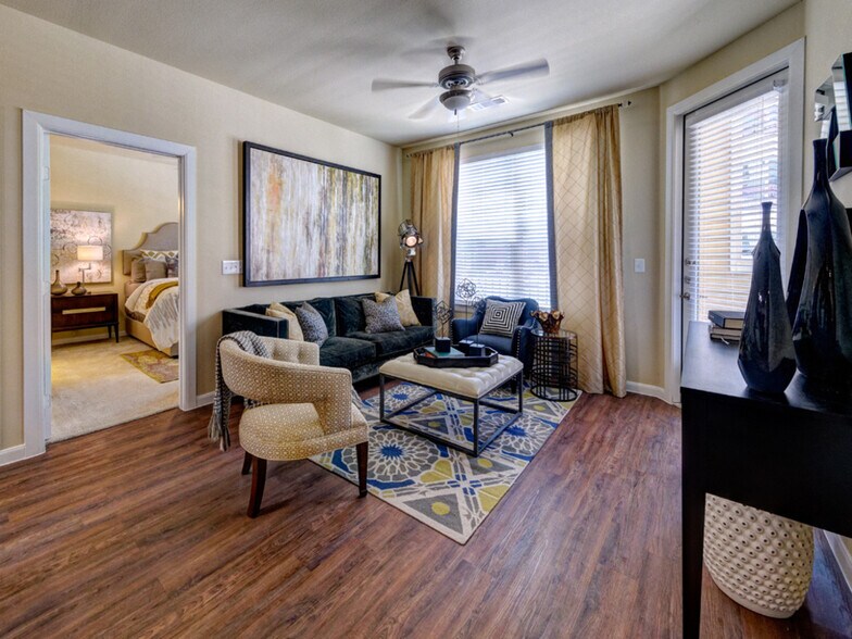 Lancaster Urban Village Apartments 4417 S Lancaster Rd Dallas TX