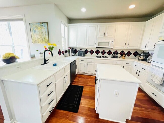 Building Photo - 12720 Oxen Way