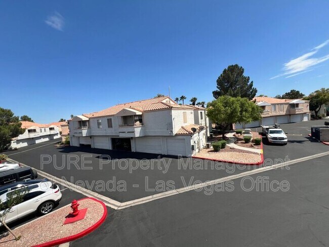 Building Photo - 8452 Boseck Dr