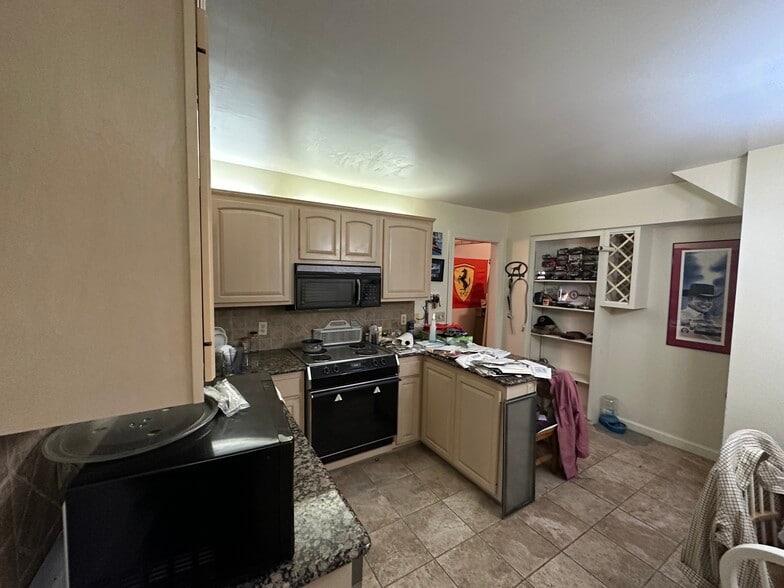 Pano of kitchen - 1203 E 25th St