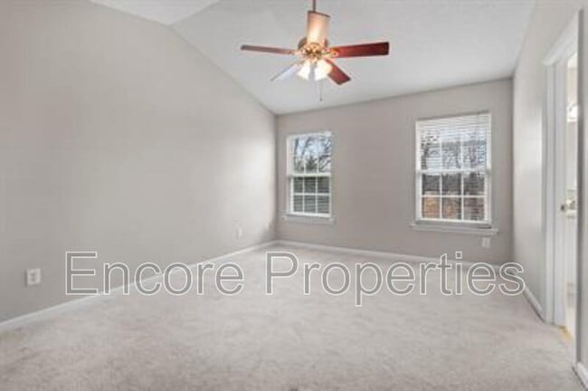 Building Photo - 3212 Sawyers Mill Dr