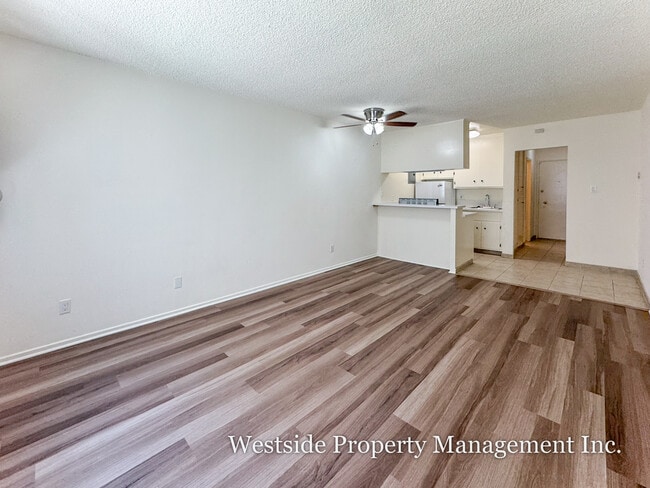 Building Photo - 11360 Iowa Ave