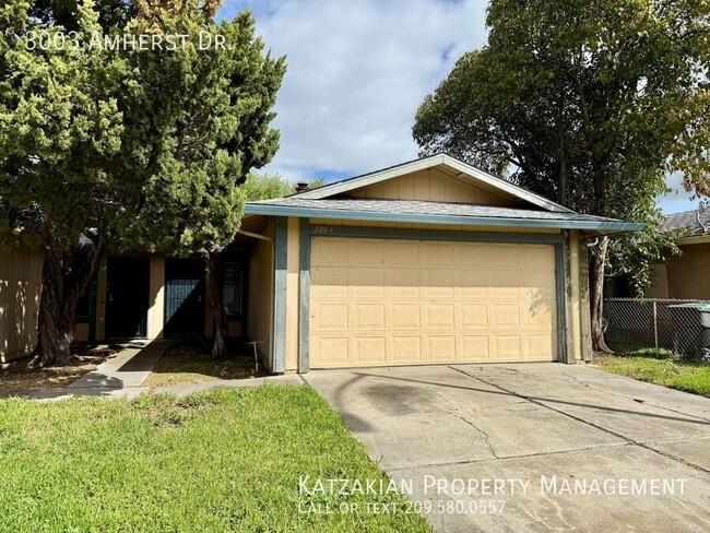 Primary Photo - Updated 3-Bedroom 2-Bath Single Story Nort...