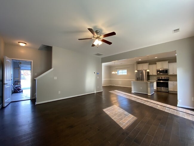Building Photo - Welcome Home