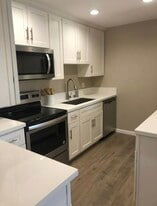 Building Photo - 745 E Bradley Ave