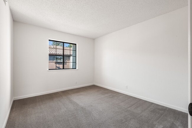 Building Photo - 14408 Outrigger Dr