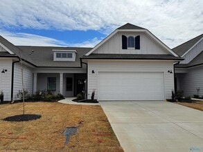 Building Photo - 169 Little Britain St