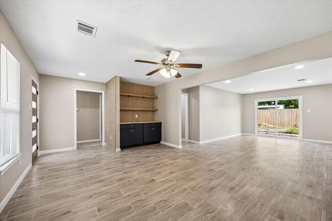 Building Photo - 4315 Kelling St