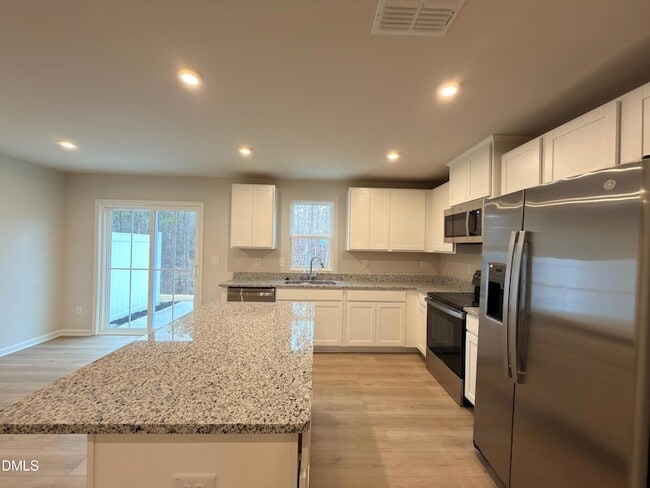 Building Photo - 6618 Gibraltar Rock Dr