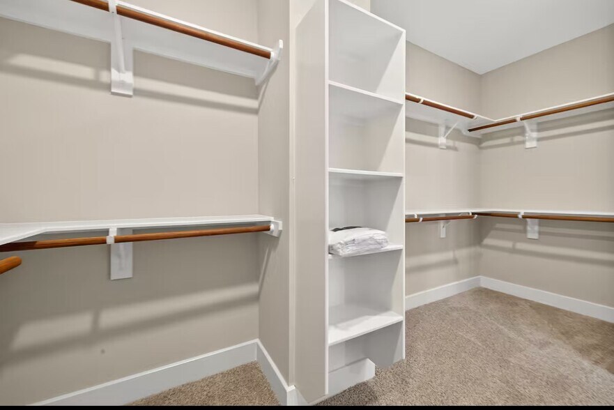 Building Photo - 3208 Bostic St