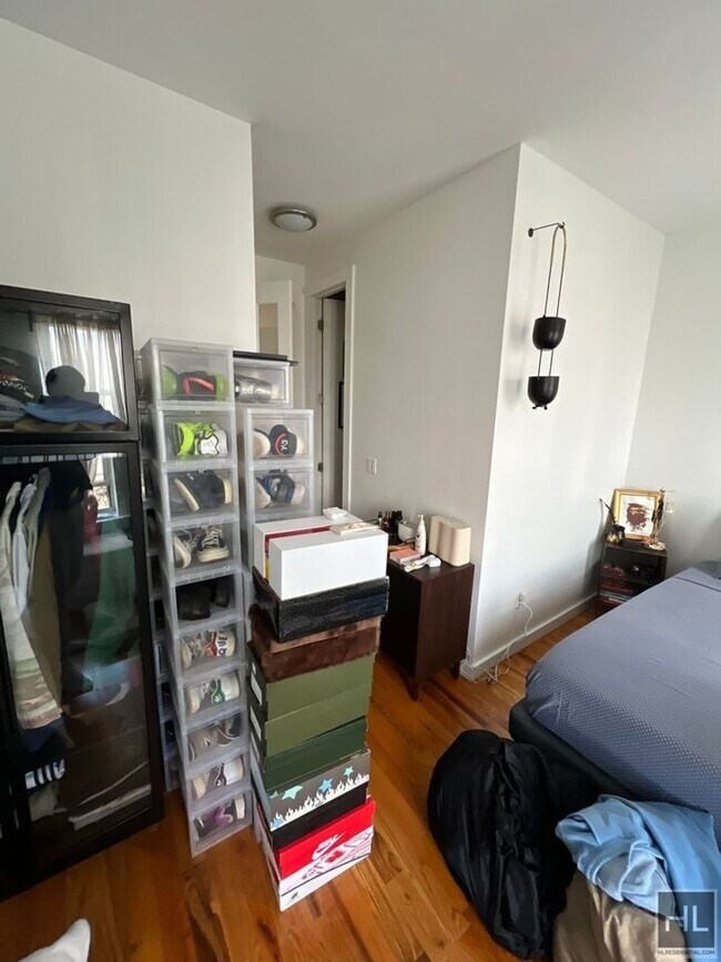 Building Photo - COOPER STREET