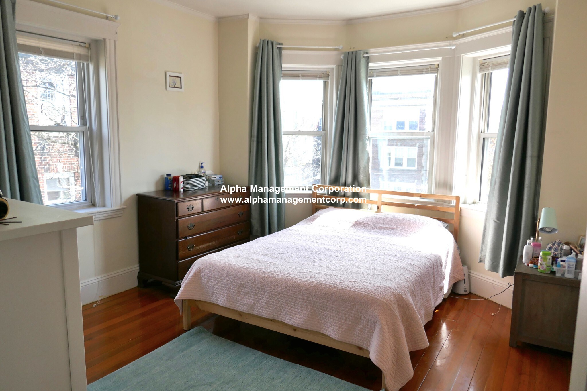 Building Photo - 163 Summer St