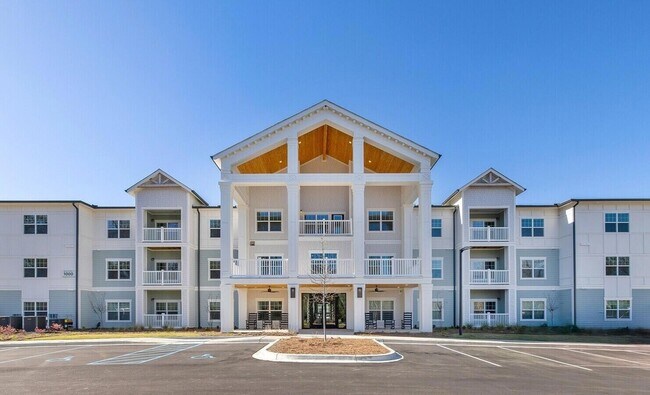 Building Photo - 1109 Augusta Dr