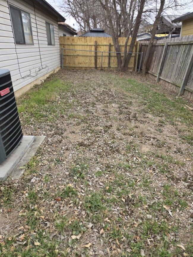 Building Photo - 9742 Misty Plain Dr