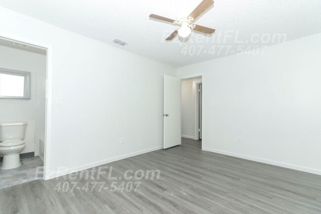 Building Photo - Summer Special! Charming 2 Bed/2 Bath Vill...