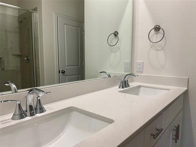 Building Photo - 808 Santa Lucia Dr