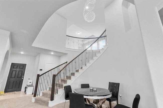 Building Photo - 2405 Bayrose Dr