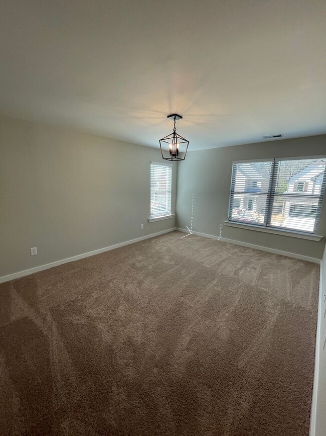 Building Photo - 282 Shiloh Creek Dr