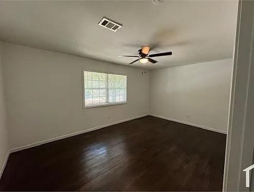 Building Photo - 1610 Line Cir