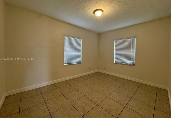 Building Photo - 1320 NW 87th St