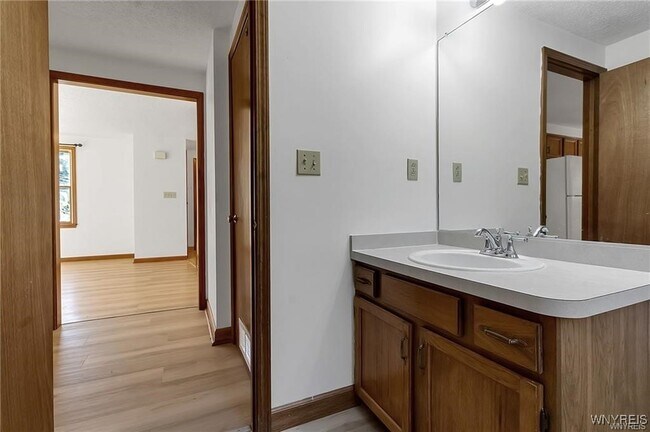 Building Photo - 276 Tennyson Terrace