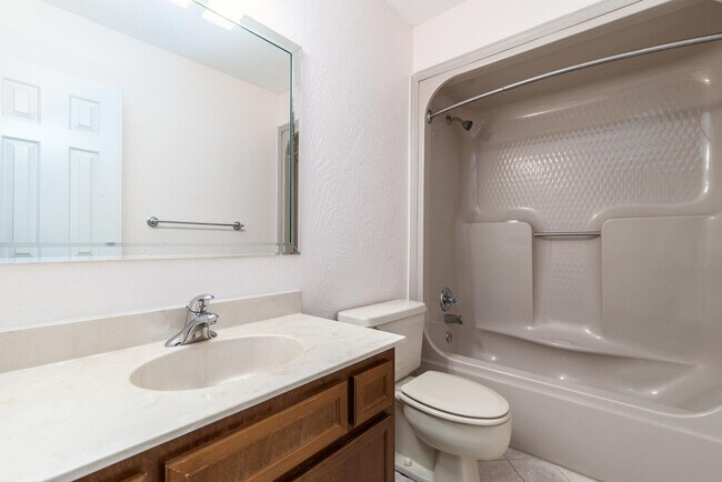 Building Photo - 202 Snug Harbour Dr