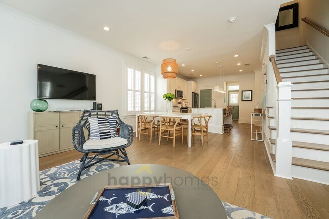 Building Photo - 3/2.5 Fully Furnished Home in Sullivans Pointe Located in Mt. Pleasant!