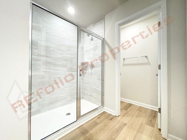 Building Photo - Brand new 4 Bedroom, 3 Bathroom, Spacious Loft, Attached 2 Car Garage and Backyard in Oak Manor, ...