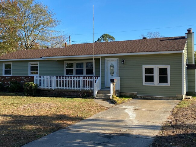 Building Photo - Great Home in Princess Anne Plaza