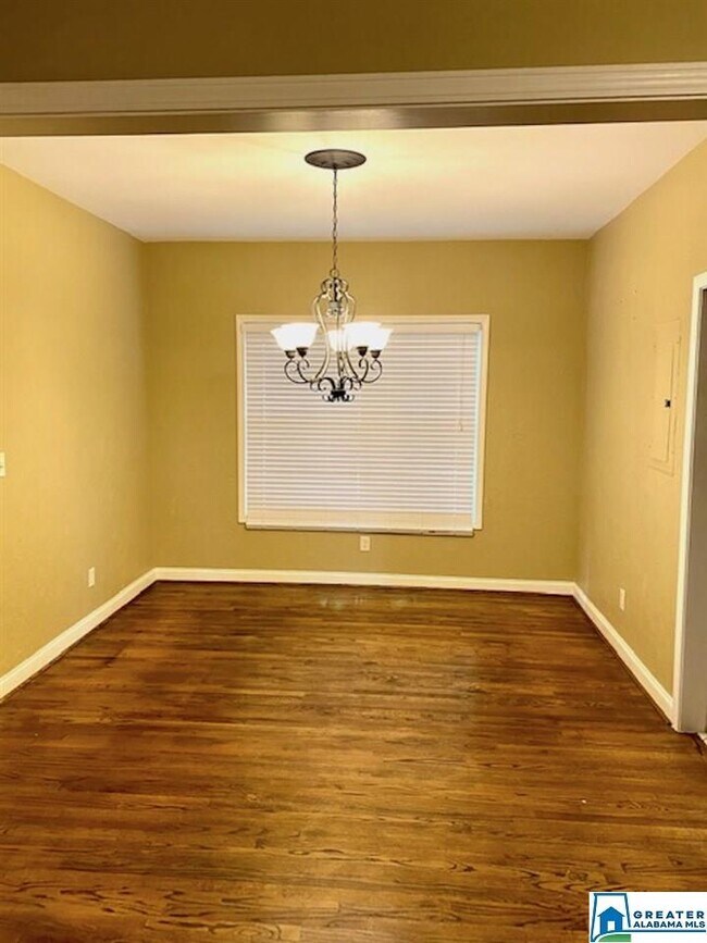 Building Photo - 1101 26th St S