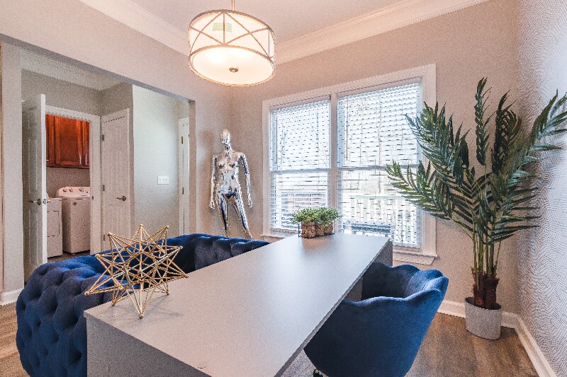 Building Photo - 1401 Rome Dr NW