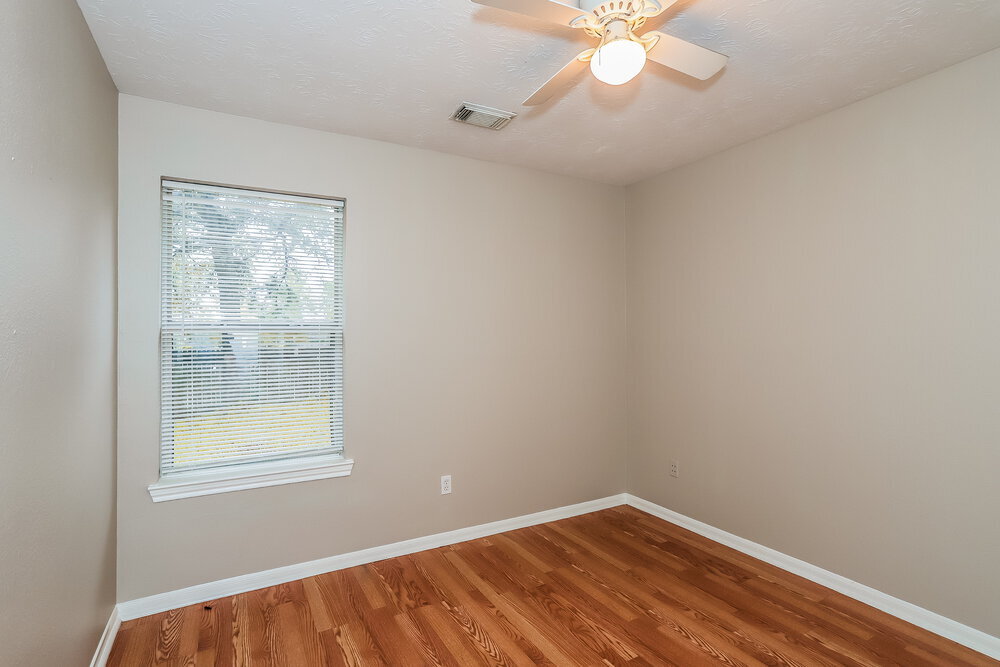 Building Photo - 22946 Sugar Bear Dr