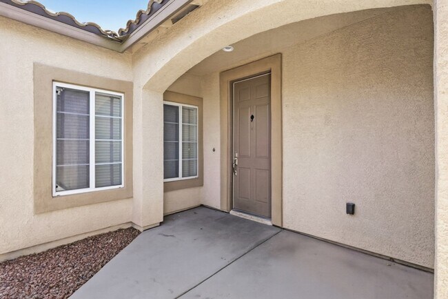 Building Photo - Lovely Northwest Gated Community Home