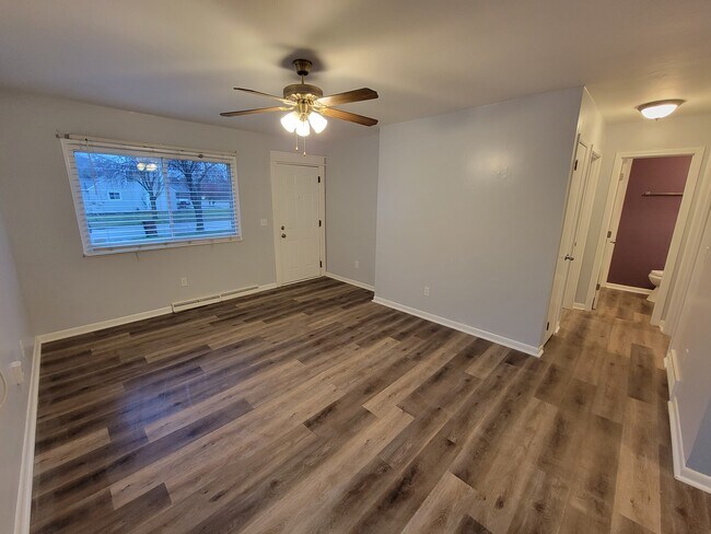 Building Photo - 5034 Ora St