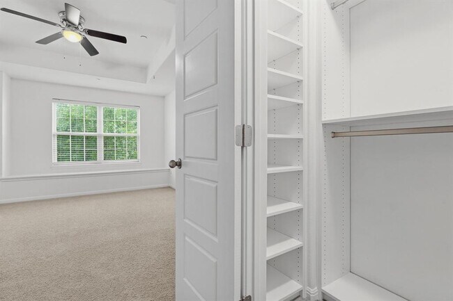 Building Photo - 11807 Frenchie Ln