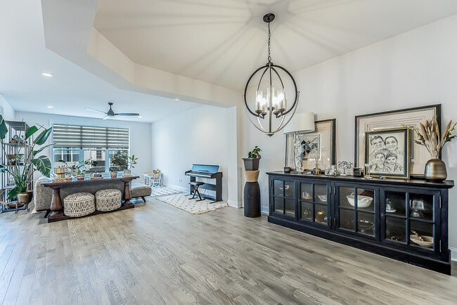 Building Photo - 3075 N Spurway Dr