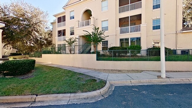 Building Photo - Beautiful Condominium on Beach Blvd!