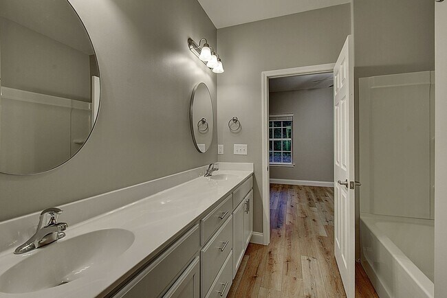 Building Photo - New Construction single family home for lease