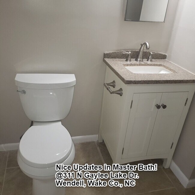Building Photo - $1795/mo. w/Modern Renovations! 4 BR, 2 BA...