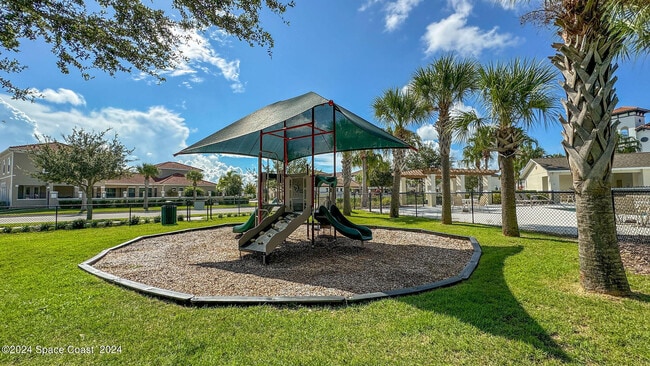 Building Photo - 2713 Rodina Dr