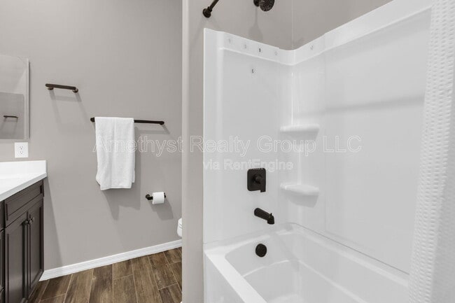 Building Photo - 5116 N 185th Ave
